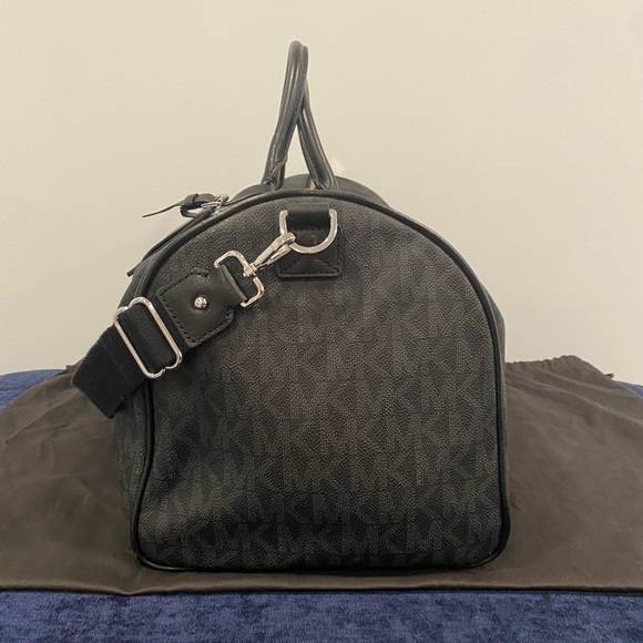 Michael Kors large duffle - Picture 5 of 7